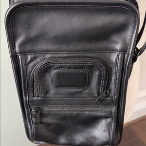 Tumi Black Leather Men's Bag
